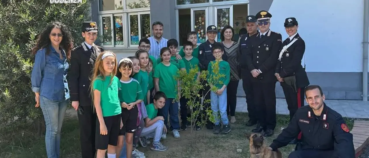 Rende, i Carabinieri portano la cultura della legalità nelle scuole
