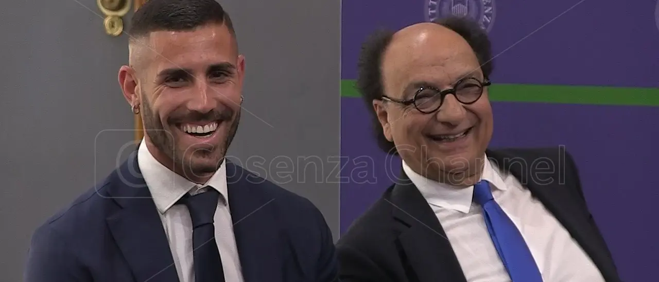 Cessione Cosenza Calcio, sotto il post della società ecco un like speciale