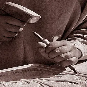 Workshop sulla scultura della pietra a Fuscaldo: Un'antica arte rivive