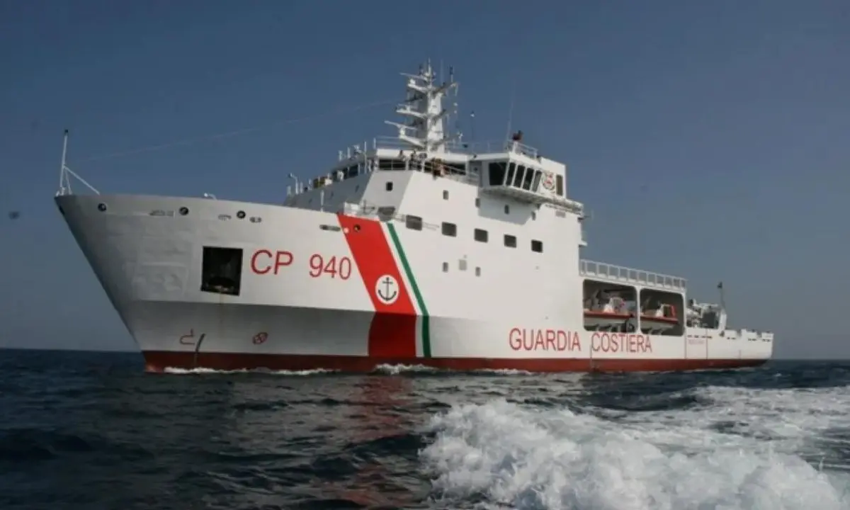 Capo Rizzuto, sequestrate reti illegali: pesca di frodo nell’area marina protetta