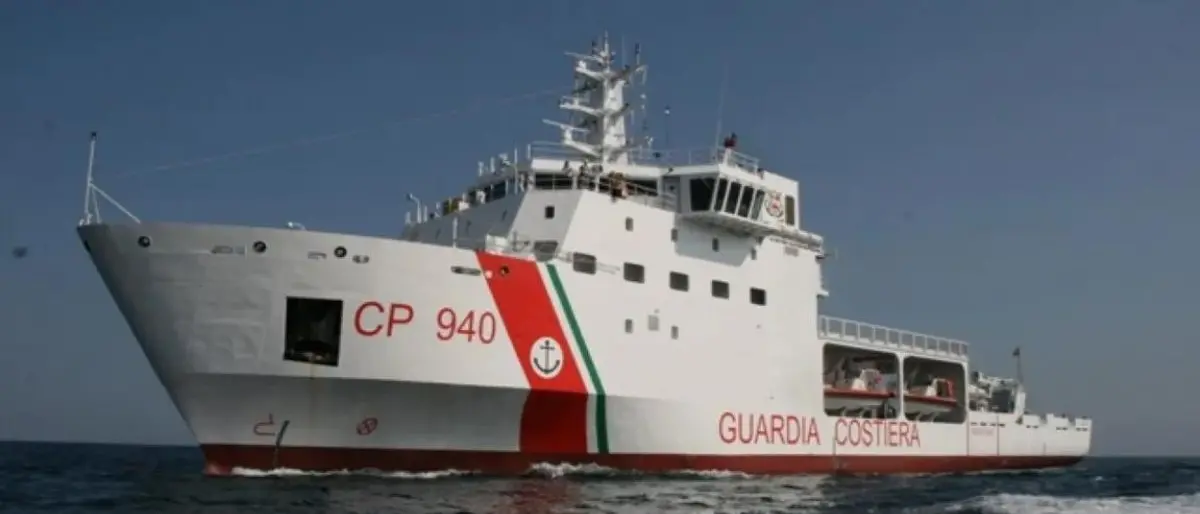 Capo Rizzuto, sequestrate reti illegali: pesca di frodo nell’area marina protetta