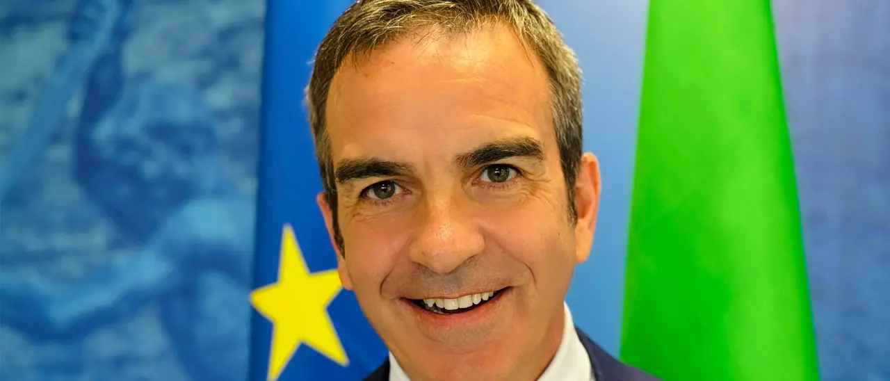 Governatori, Roberto Occhiuto sale al quinto posto. Fioravanti sindaco più amato d'Italia