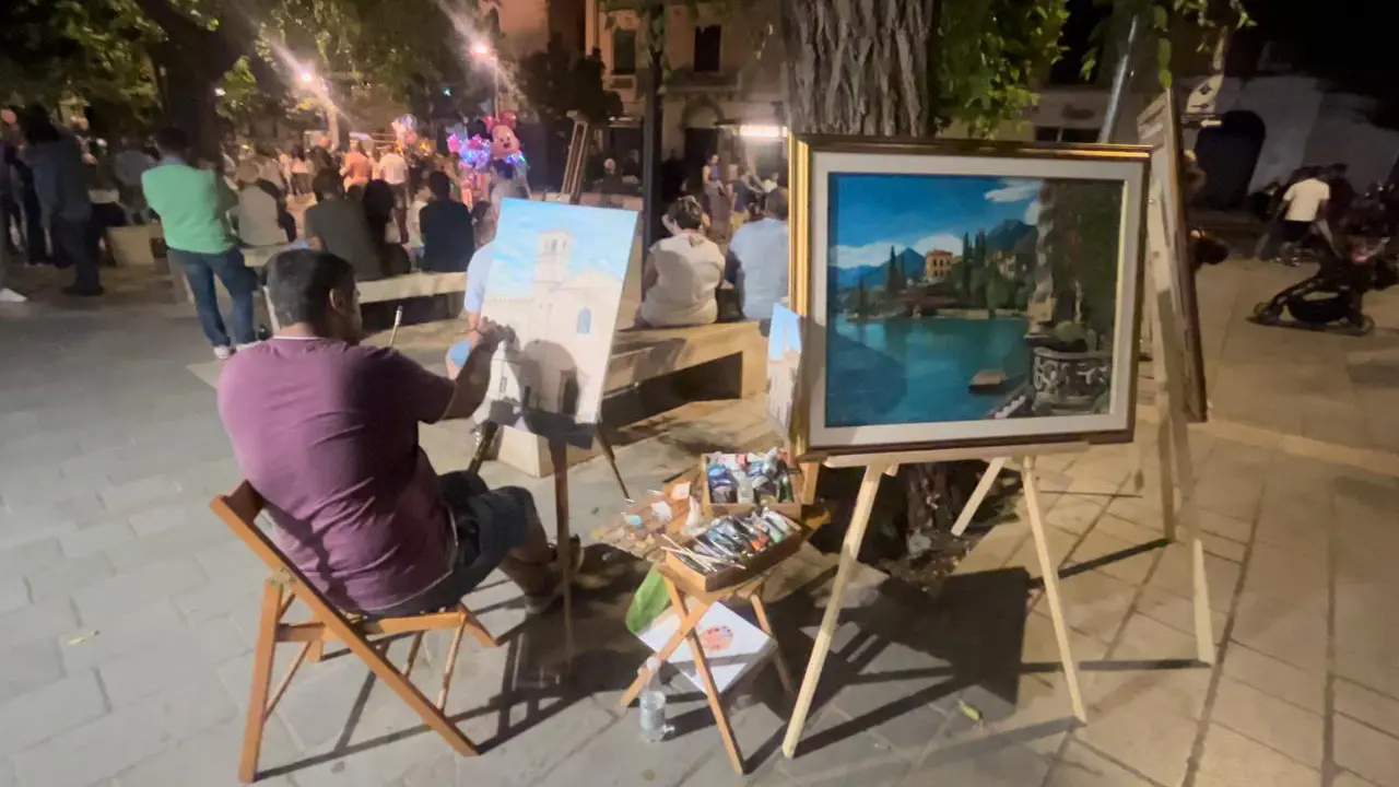Castrovillari, in migliaia partecipano alla notte rosa | FOTOGALLERY