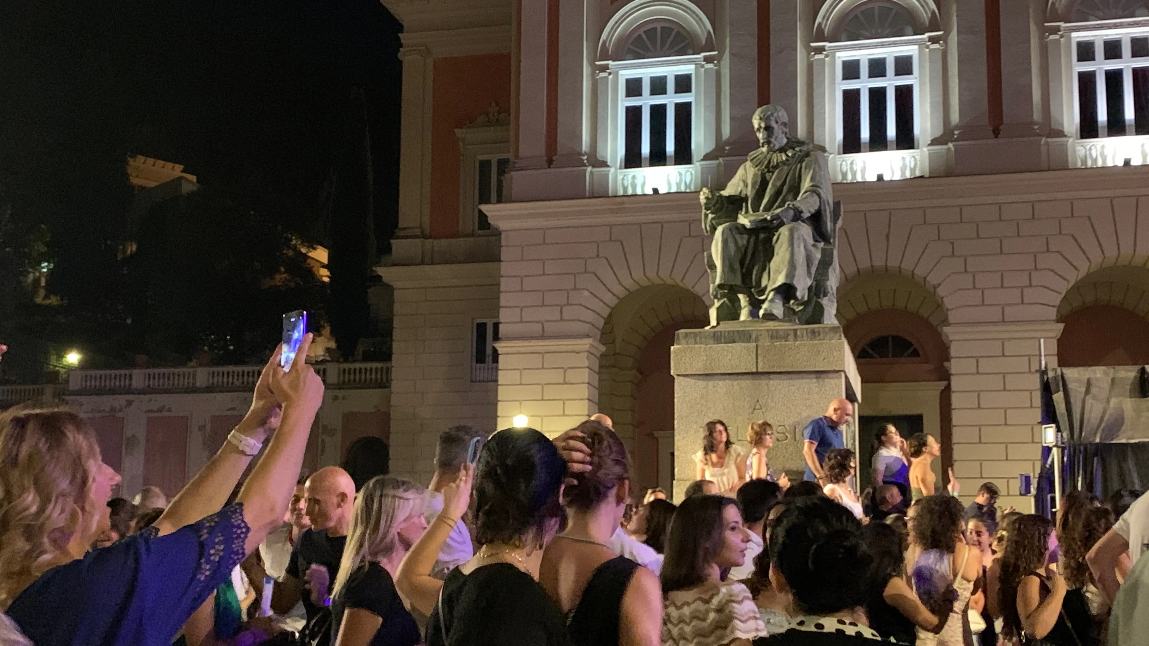 Festa anni '90, la città vecchia di Cosenza tra festa e rimpianto
