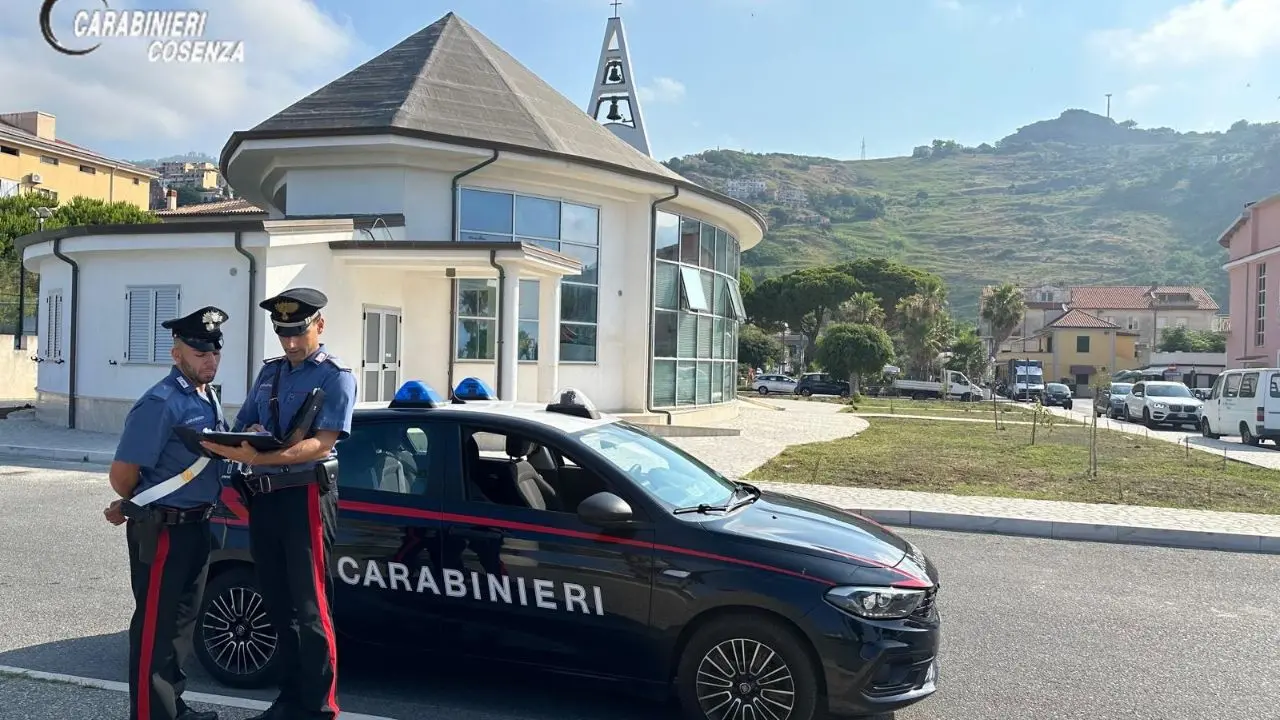 Cetraro, pregiudicato sorpreso alla guida senza patente. Assolto perché il fatto non sussiste