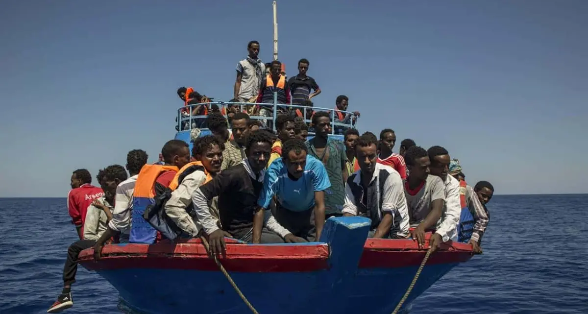 Migranti salvati nel Mediterraneo, la nave umanitaria\u00A0“Aita Mari” diretta a Vibo Marina: a bordo 32 persone\n