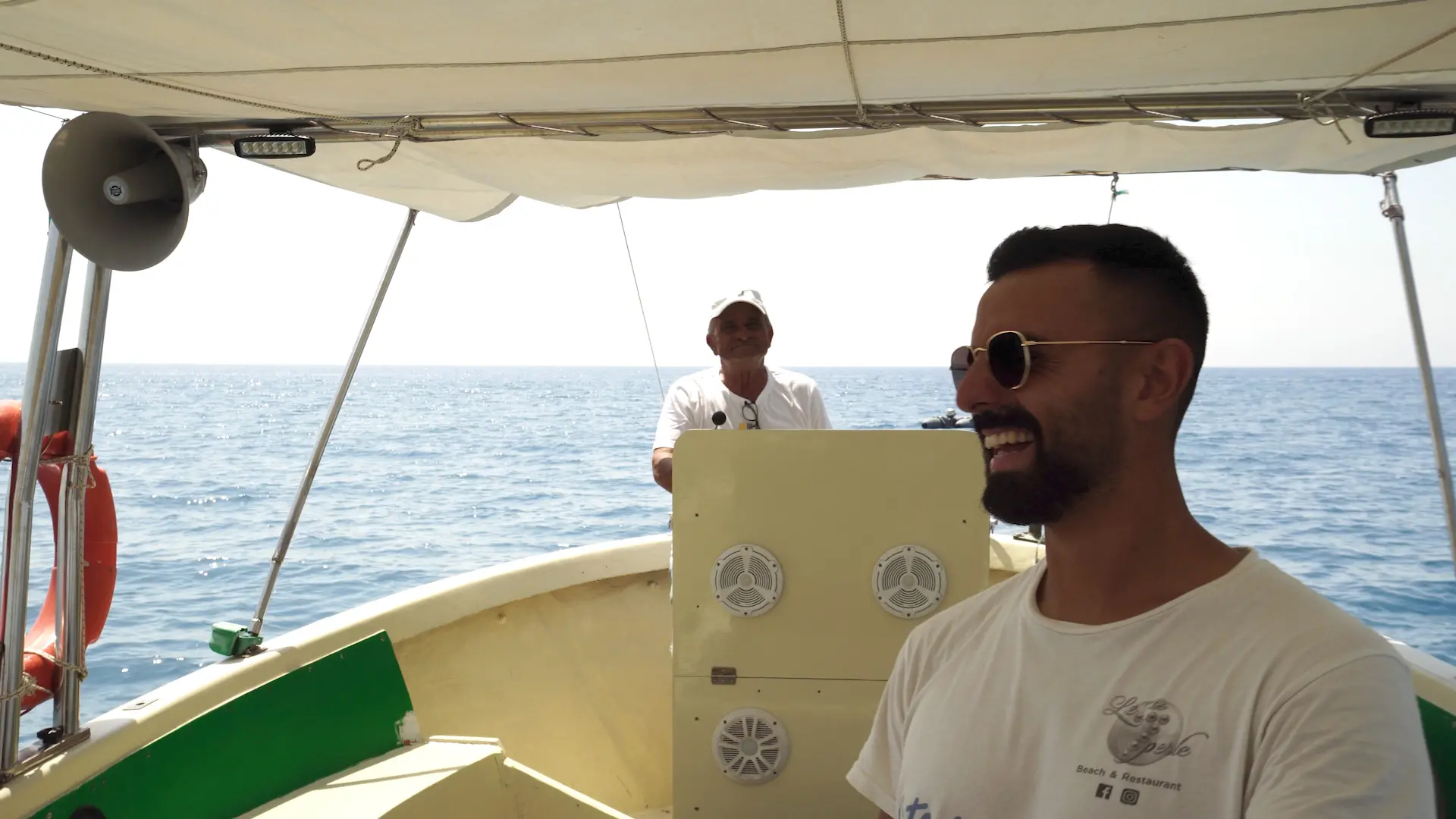 Scalea, Antonio lascia il posto fisso per seguire le orme del papà pescatore