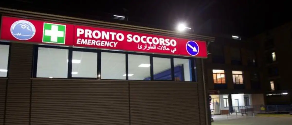 Emergenza al Pronto Soccorso di Cosenza: ambulanze bloccate, il sindaco Caruso denuncia «una situazione insostenibile»\n