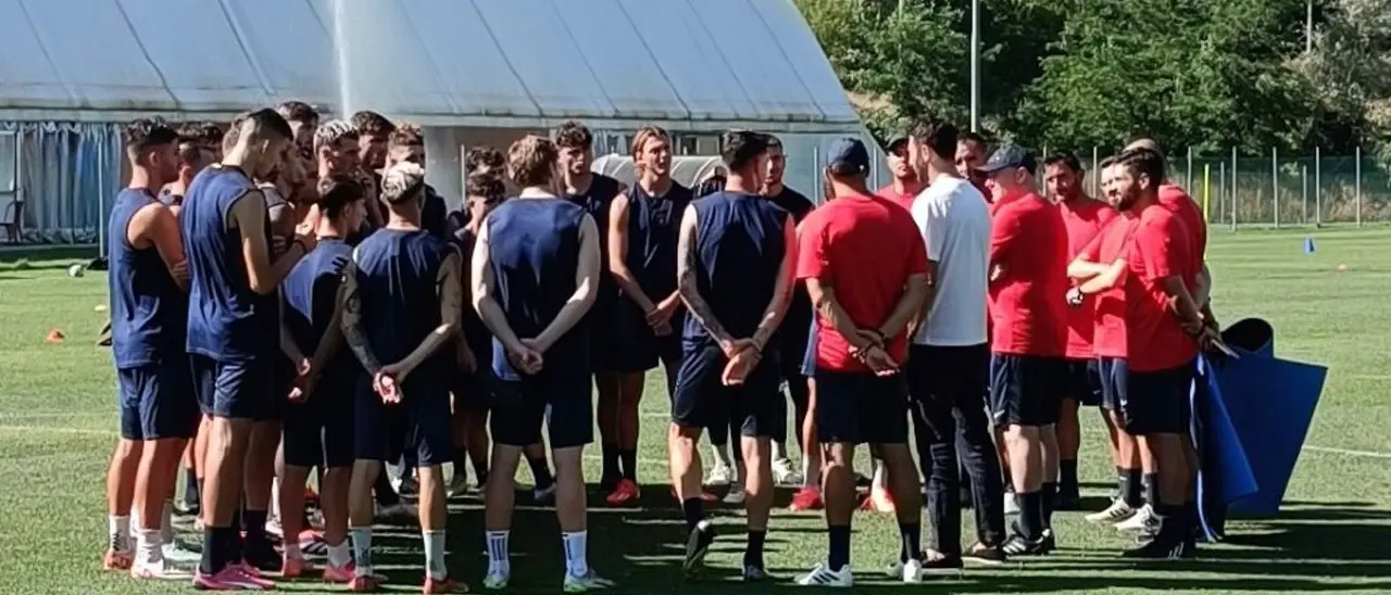 Cosenza Calcio, si lavora per il ritiro a Lorica. E le trattative...