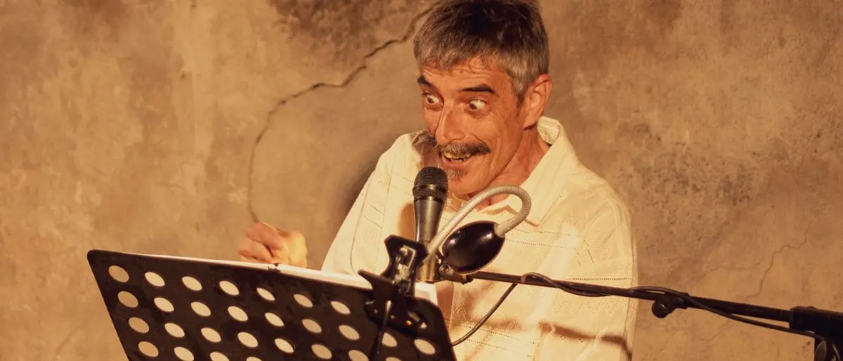 Salgemma Lungro Festival, Max Mazzotta fa il pienone con \"I Cavalieri di Aristofane\"