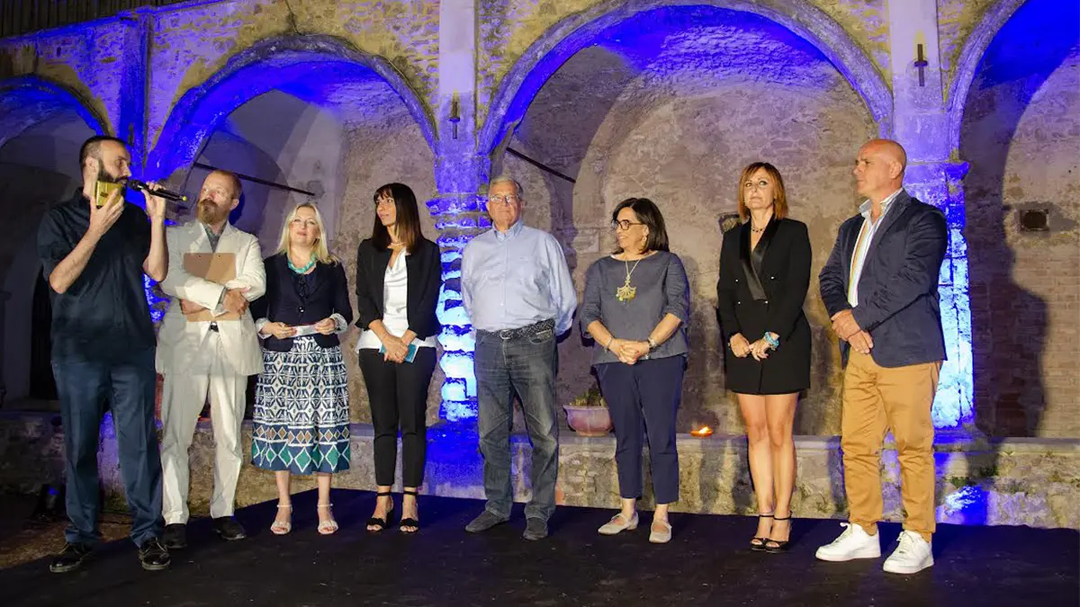 Montalto, al via la XV edizione del concorso di poesia della Fondazione Amalia Vilotta