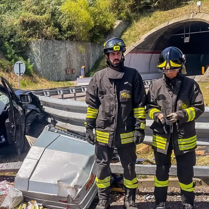 Cosenza, incidente all'ingresso dell'autostrada direzione nord: tre feriti