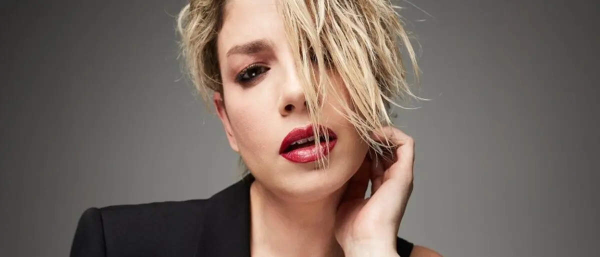 Teatro dei Ruderi di Cirella, fan in attesa per De Gregori, Emma e Gigi D'Alessio