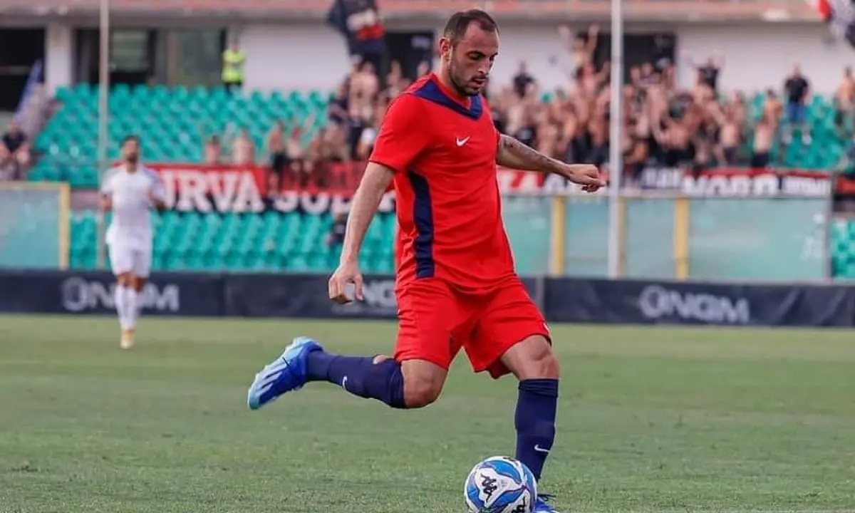 Calciomercato Cosenza, la Vis Pesaro ha richiesto Pietro Martino