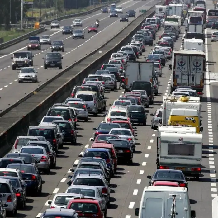 Traffico in aumento sulle strade italiane: weekend da bollino rosso su tutta la rete Anas
