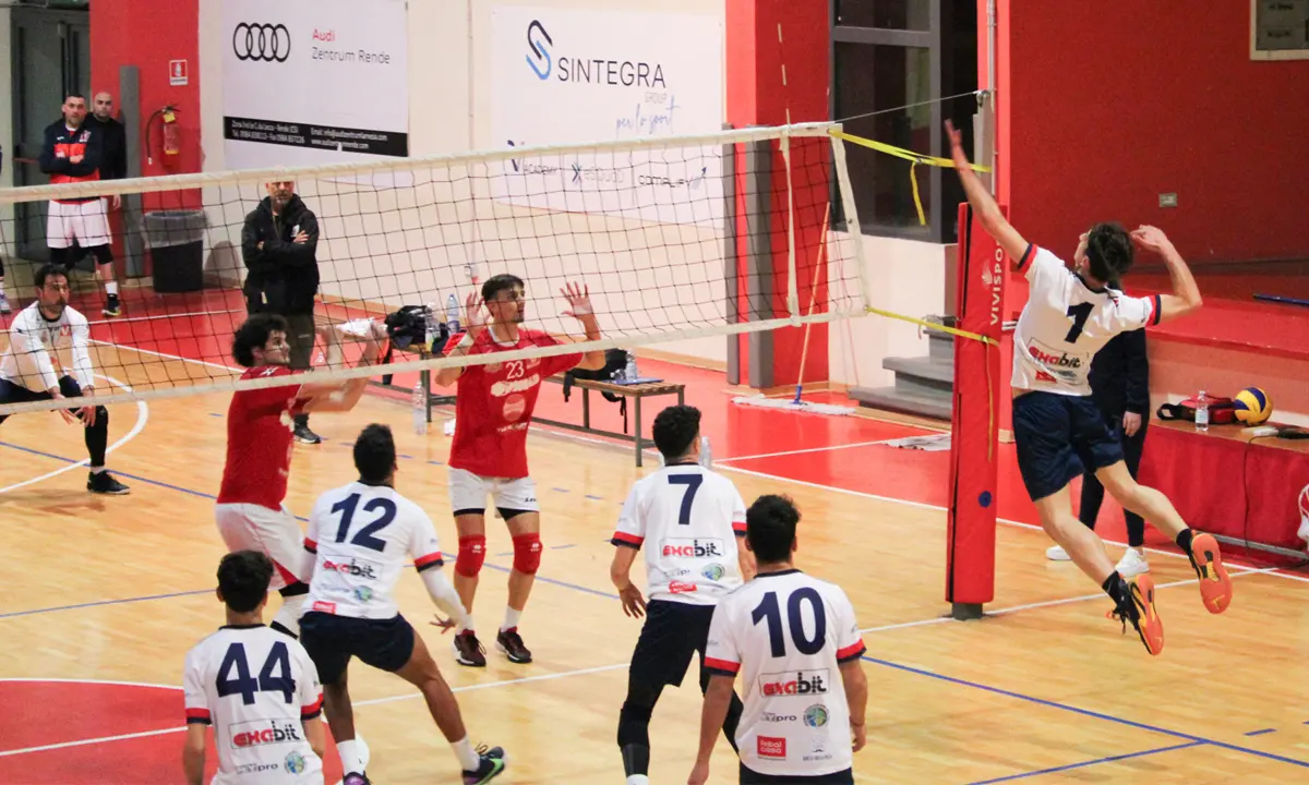 Pallavolo, l'Area Brutia Cosenza affronterò la Serie C con giovani di qualità