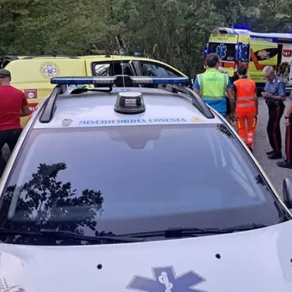 Si sente male mentre raccoglie funghi nei boschi di Domanico