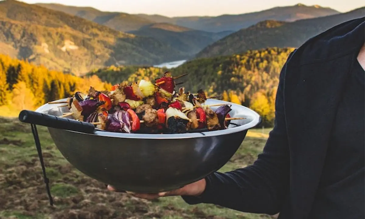 Ferragosto al mare o in montagna, consigli per un barbecue perfetto