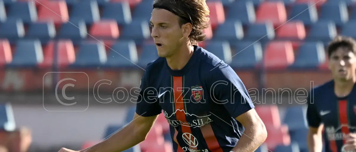 Cosenza, emergenza sulla destra: col Cittadella out Ricciardi e Ciervo