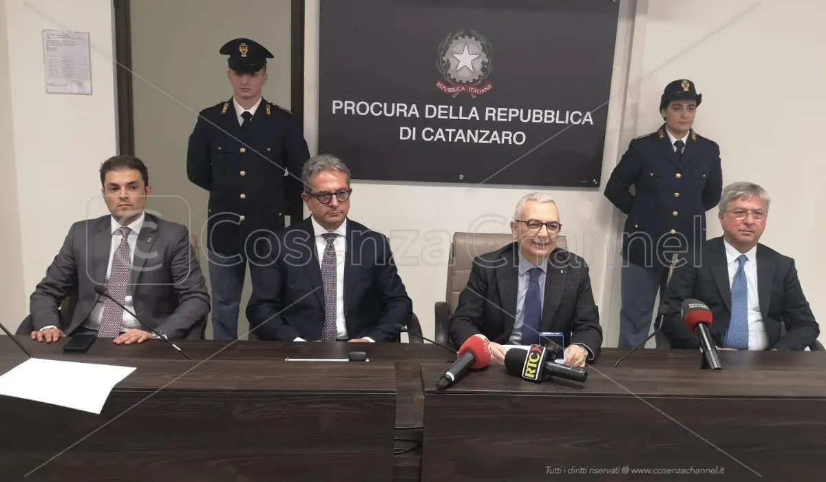 Capomolla: «I trafficanti di droga sempre più ricchi mentre i loro \"clienti\" muoiono»