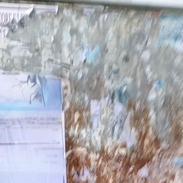 Manifesti funebri strappati a Scalea: un gesto di grave mancanza di rispetto