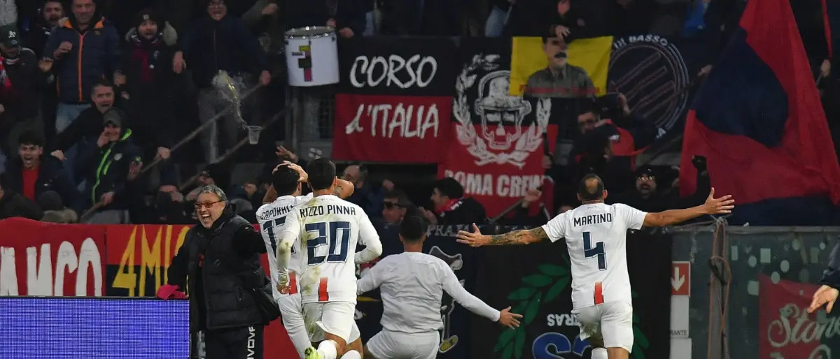 Non tifo gli squadroni, tifo te