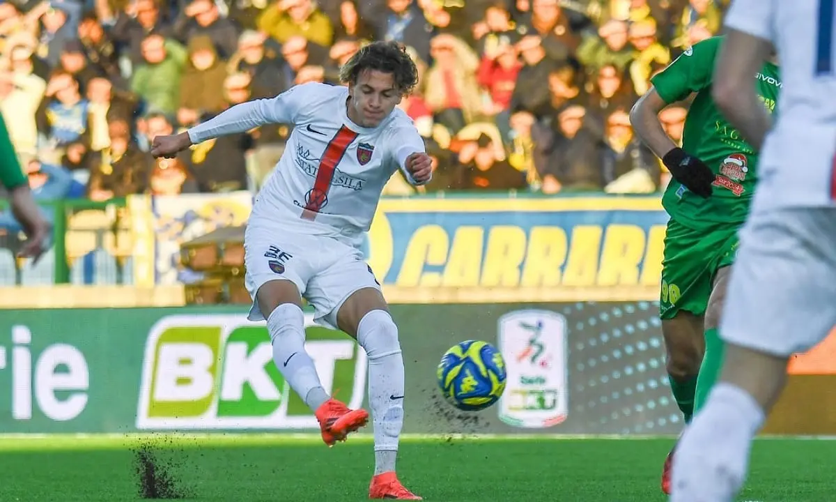 Cosenza, Alvini recupera Ciervo: l'ex Sassuolo si riprende la fascia?