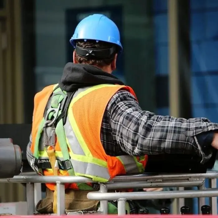 Provincia di Crotone: 22 posti di lavoro per istruttori e operai, domanda entro gennaio