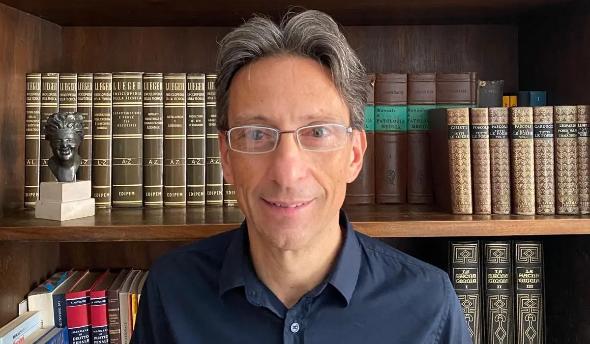 Unical, Roberto Beneduci eletto presidente dell’International Quantum Structure Association
