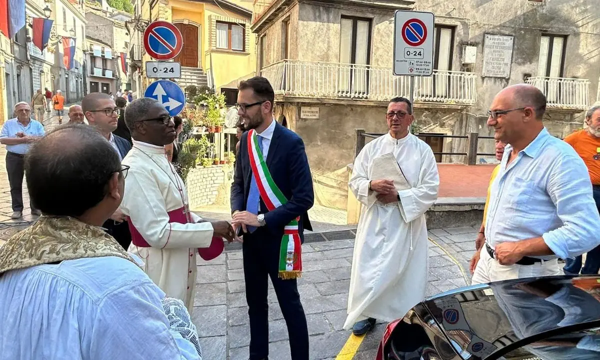 Mormanno, per la festa dell'Assunta protettrice della città arriva Monsignor Okolo