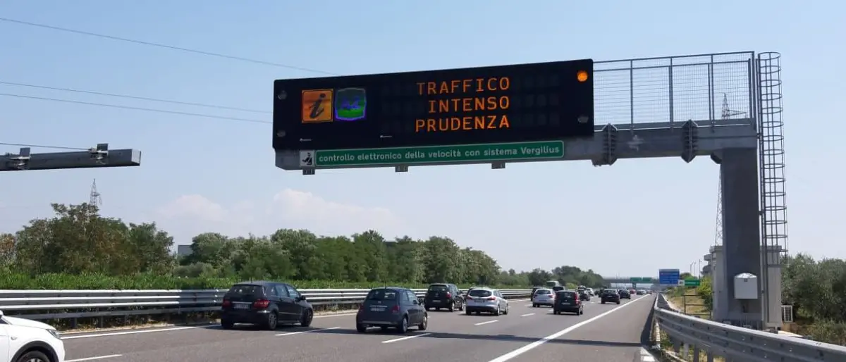 Aumento del traffico in Calabria per le festività, Anas sospende i lavori fino al 4 maggio