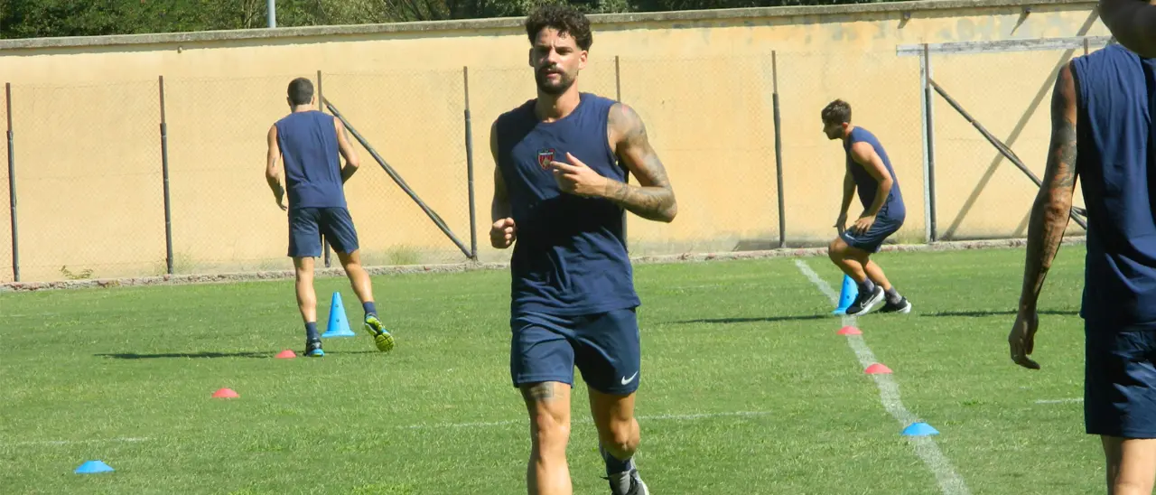 Cosenza, scelte obbligate verso la Cremonese. Alvini ridisegna la retroguardia