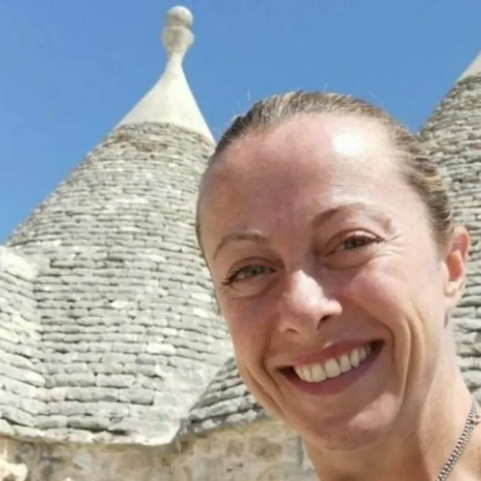 Giorgia Meloni in Puglia, vacanze di lusso tra uliveti e riservatezza