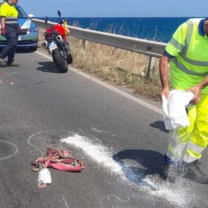 Tragedia a Crotone, centauro 53enne perde la vita in incidente stradale