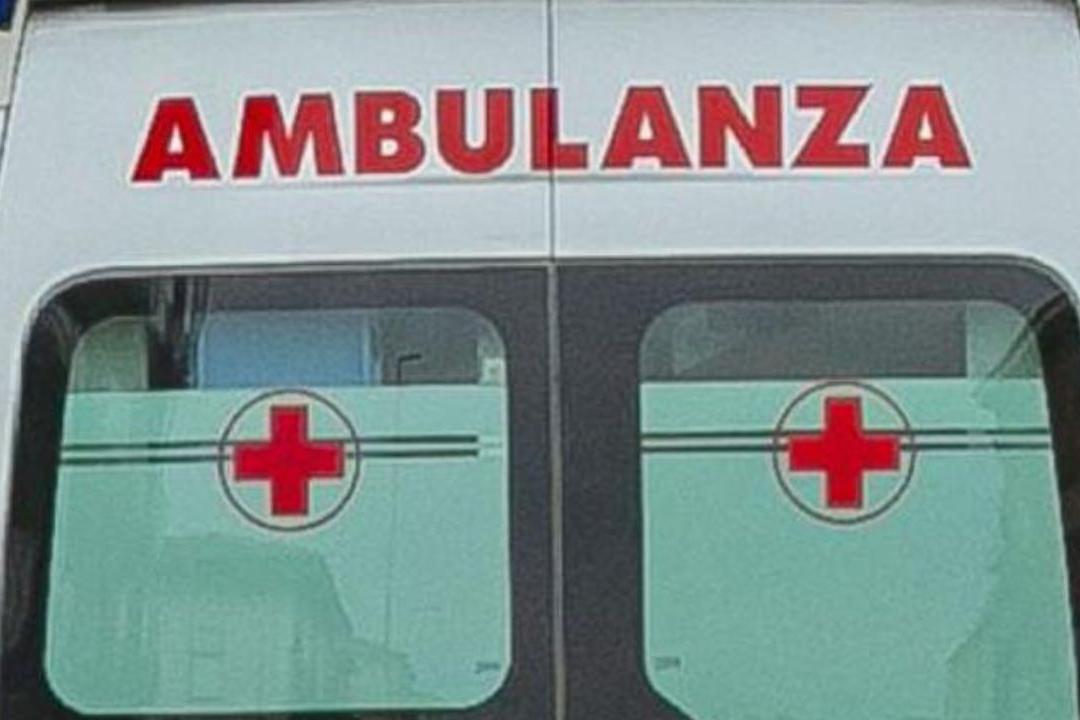 Tragedia a Lamezia Terme, operaio muore dopo una caduta dall'impalcatura