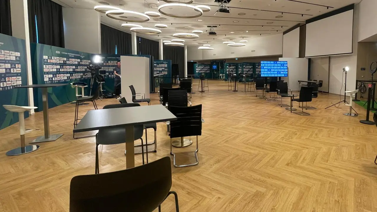 Calciomercato, tutte le trattative del Cosenza in diretta dallo Sheraton | LIVE
