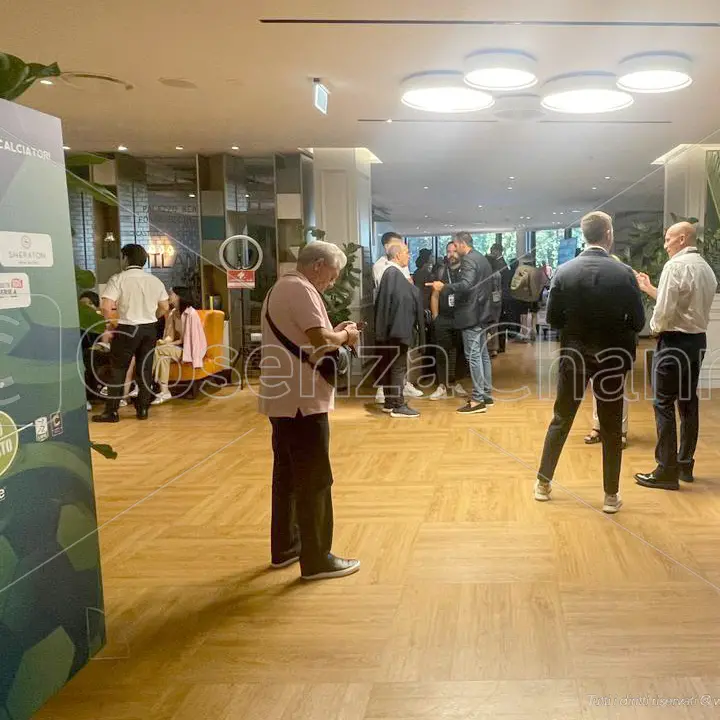Cosenza, l'ultimo giorno di calciomercato in diretta dallo Sheraton di Milano | LIVE