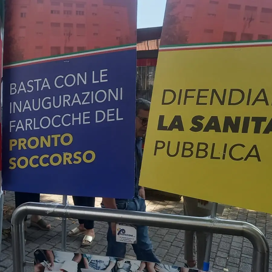 Sit in di protesta all'ospedale. Il sindaco di Cosenza spiega la sua assenza e rilancia - VIDEO