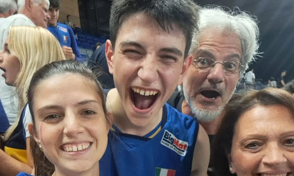 Volley, con Jacopo Tosti pure Cosenza è campione del mondo