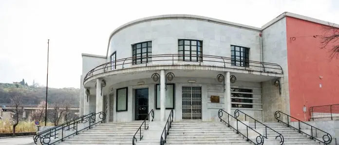 Cosenza, ecco quando inaugurerà il \"nuovo\" cineteatro Italia Tieri