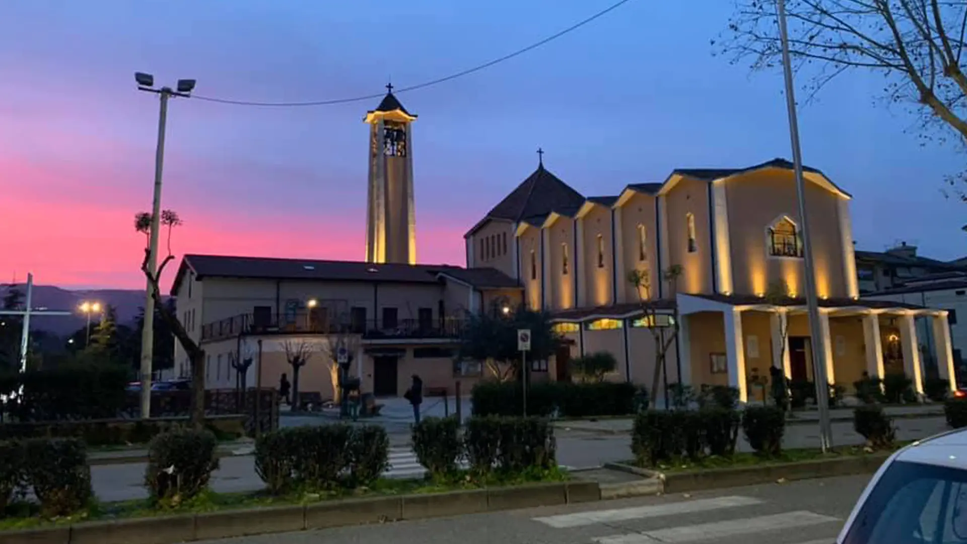 Salta la Via Crucis di Sant’Aniello: «Manca il supporto delle forze dell’ordine»