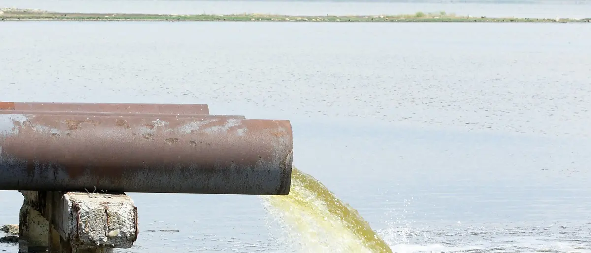 Calabria leader dei reati ambientali. Ecco come si sfregiano le coste