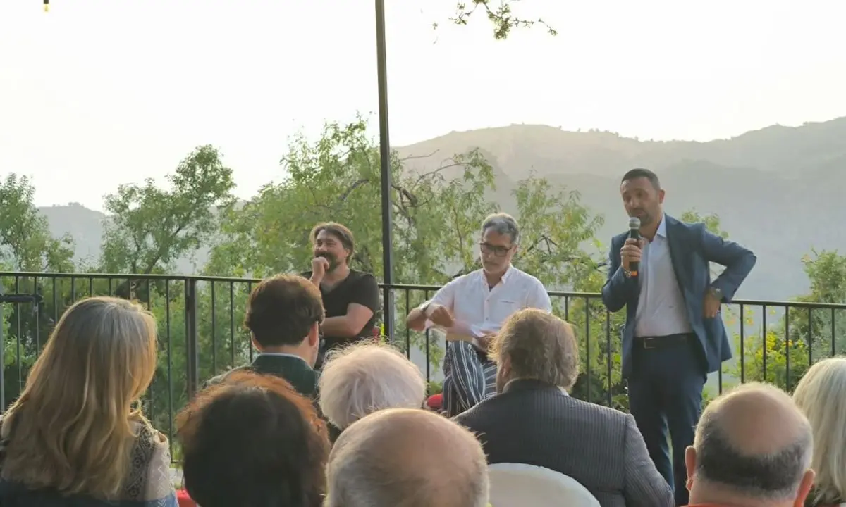 \"Liberata\", Domenico Dara presenta il suo libro ad Aiello Calabro