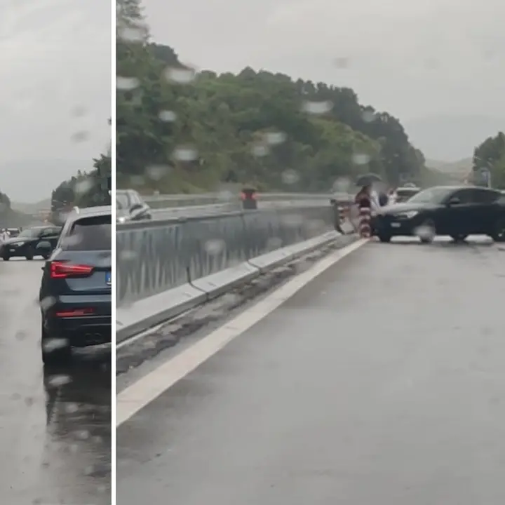 Testacoda sull'A2 in direzione Rogliano. Traffico rallentato