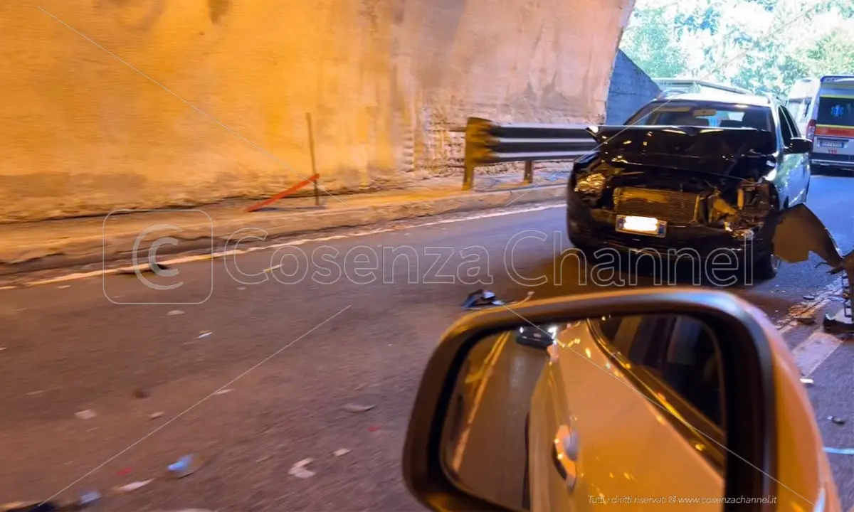 Grave incidente sulla SS 107 prima di Camigliatello. Ci sono feriti, traffico rallentato
