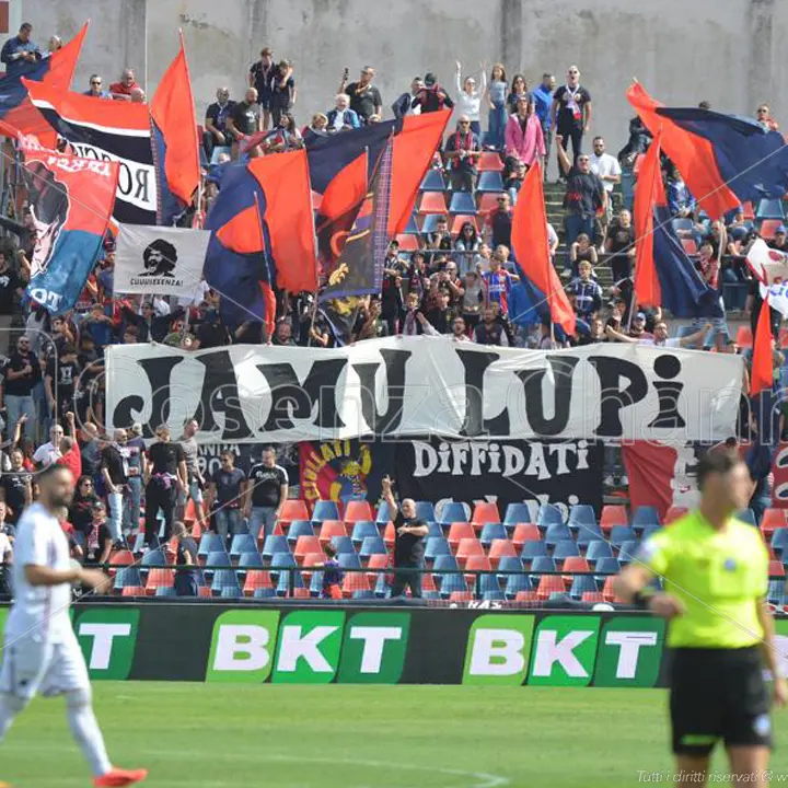 Cosenza-Frosinone, iniziata oggi la prevendita: i prezzi dei tagliandi