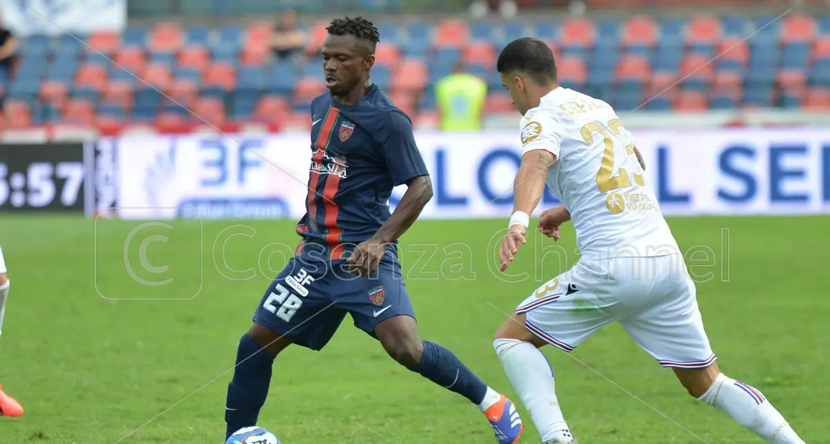 Cosenza, per Christian Kouan tempi di recupero ancora lunghi