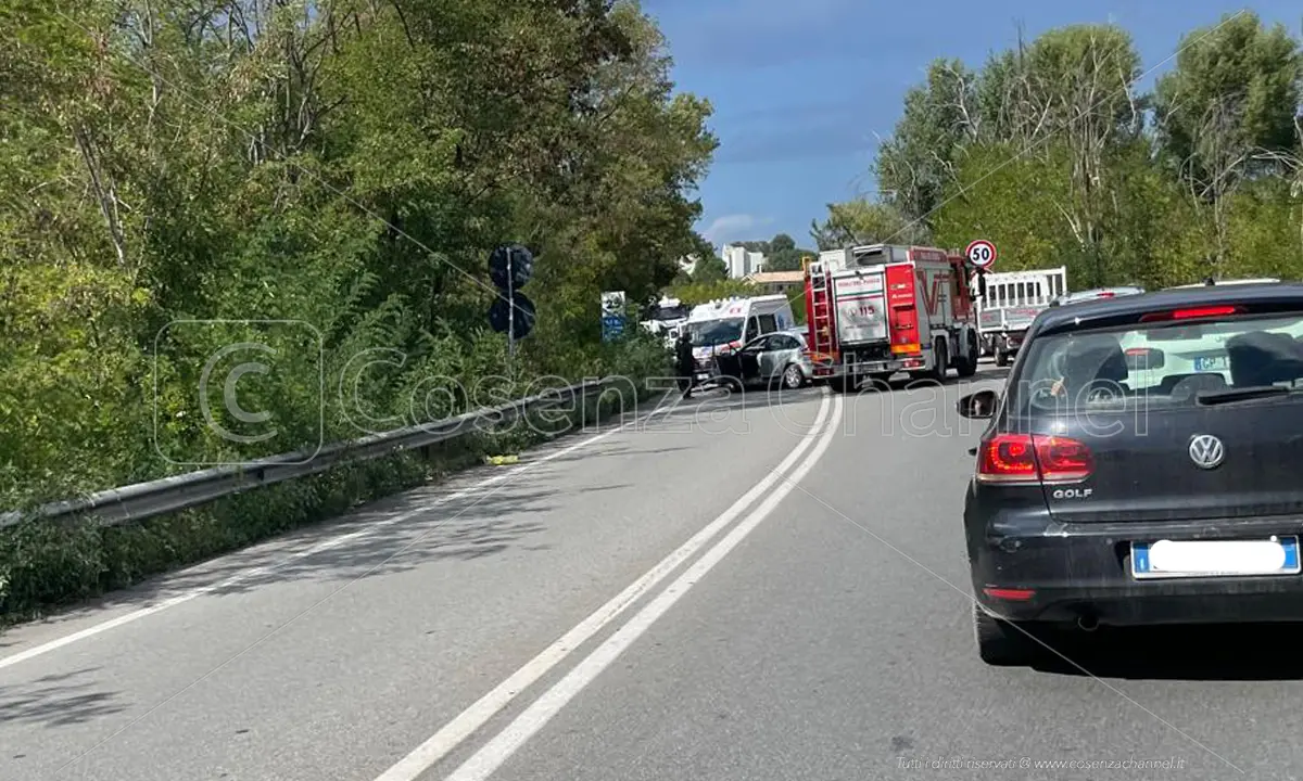 Rende, incidente sulla SS 107 con uscita obbligatoria allo svincolo di Piano Monello