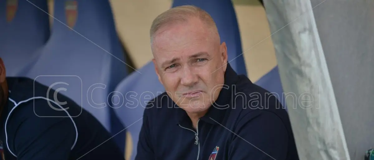 Cosenza, squadra oggi in Toscana: Alvini in silenzio scaramantico?