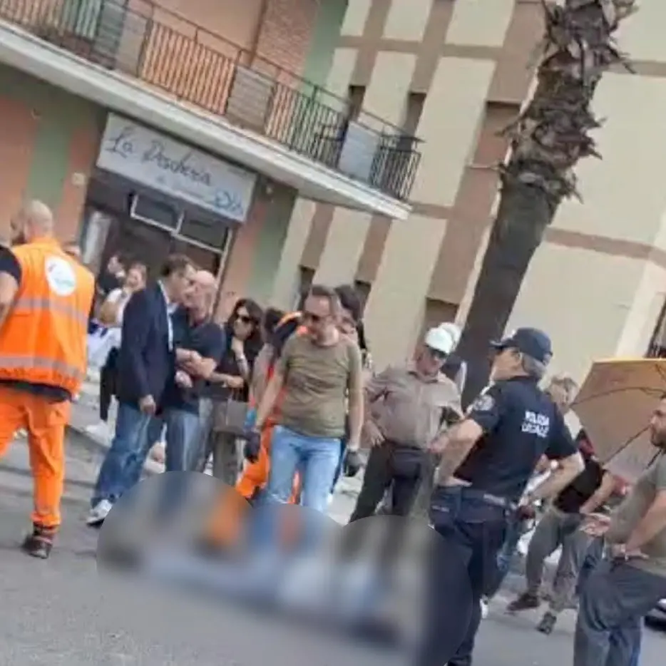Incidente a Corigliano Rossano: pedone investito su viale della Repubblica